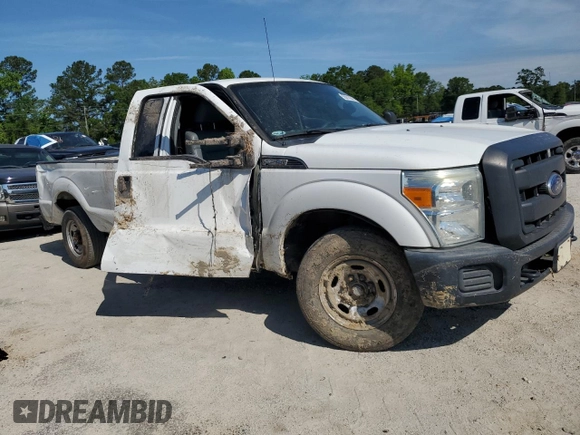 2015 Ford F-250 XLT z VIN 1FT7X2A64FED03898, wystawiony jako Copart lot #55018545 z przebiegiem Nie podano mil oraz Szkoda całkowita • Salvage title. Historia ofert i sprzedaży dostępna na DreamBid. Obrazek 1.