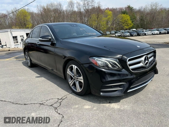 2018 Mercedes-Benz E-Class E 300 with VIN WDDZF4JB0JA452884, listed as a Copart auction lot 54899315 with 117,443 mi miles and Clean Title. Bid and sale history available at carsss.com. Image 4.