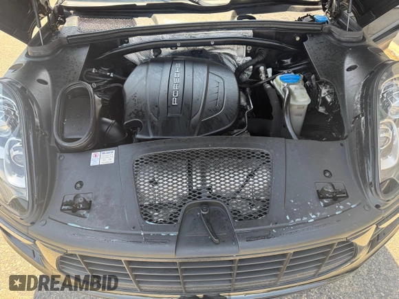 2017 Porsche Macan with VIN WP1AA2A58HLB80795, listed as a Copart auction lot 57095985 with 140,370 mi miles and Clean title. Bid and sale history available at DreamBid. Image 7.