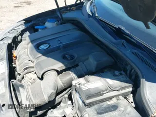 2013 Volkswagen Jetta SE with VIN 3VWPP7AJ8DM620623, listed as a IAAI auction lot 42181686 with 143,090 mi miles and . Bid and sale history available at DreamBid. Image 12.