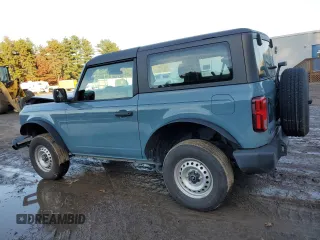 2022 Ford Bronco z VIN 1FMDE5AH6NLB71051, wystawiony jako Copart lot #77580794 z przebiegiem 20 904 mil mil oraz Szkoda całkowita • Salvage title. Historia ofert i sprzedaży dostępna na DreamBid. Obrazek 2.