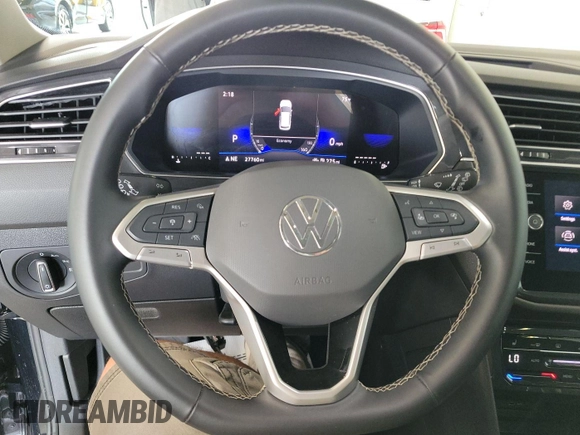 2024 Volkswagen Tiguan SE с VIN 3VV3B7AX0RM097417, выставлен на аукционе IAAI как лот 42850740 с пробегом 27 759 миль миль и . История ставок и продаж доступна на DreamBid. Изображение 25.