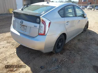 2013 Toyota Prius One with VIN JTDKN3DU9D5687061, listed as a IAAI auction lot 41662170 with 184,524 mi miles. Bid and sale history available at carsss.com. Image 4.