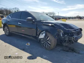 2024 Nissan Altima SV with VIN 1N4BL4DV6RN380917, listed as a Copart auction lot 50172175 with 33,036 mi miles and Salvage Title. Bid and sale history available at DreamBid. Image 4.