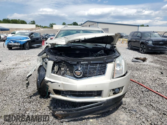 2015 Cadillac SRX Premium Collection with VIN 3GYFNDE30FS568976, listed as a Copart auction lot 57725515 with 67,622 mi miles and Salvage title. Bid and sale history available at DreamBid. Image 5.