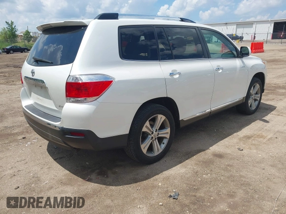 2011 Toyota Highlander Limited with VIN 5TDDK3EH6BS081646, listed as a IAAI auction lot 42612246 with 114,488 mi miles and . Bid and sale history available at DreamBid. Image 4.
