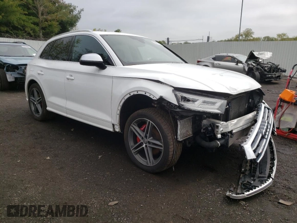 2019 Audi SQ5 Premium Plus with VIN WA1B4AFY8K2023480, listed as a Copart auction lot 52911634 with 73,433 mi miles and Salvage Title. Bid and sale history available at DreamBid. Image 4.