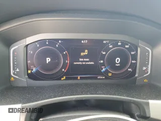 2023 Volkswagen Atlas SE z VIN 1V2WE2CA8PC214978, wystawiony jako Copart lot #77003984 z przebiegiem 6 926 mil mil oraz Nie do naprawy • Non repairable. Historia ofert i sprzedaży dostępna na DreamBid. Obrazek 9.