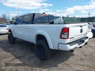 2022 Ram 1500 Big Horn with VIN 1C6SRFFT7NN204928, listed as a IAAI auction lot 41991645 with 15,597 mi miles. Bid and sale history available at carsss.com. Image 3.