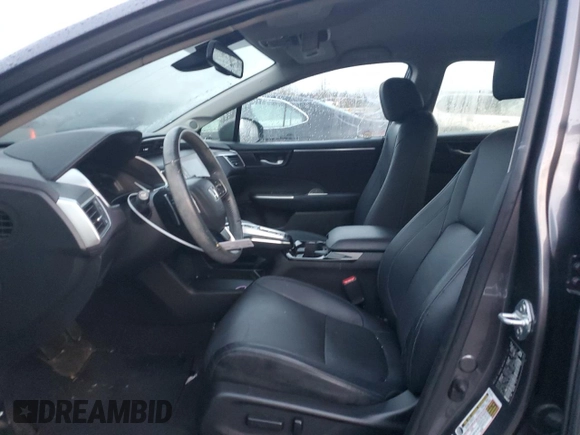 2018 Honda Clarity Plug-In Hybrid Touring with VIN JHMZC5F30JC013018, listed as a Copart auction lot 81563074 with 32,401 mi miles and Salvage Title. Bid and sale history available at carsss.com. Image 7.