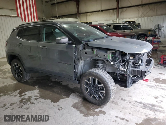 2019 Jeep Compass Trailhawk with VIN 3C4NJDDB5KT799253, listed as a Copart auction lot 45333085 with 71,780 mi miles and Salvage Title. Bid and sale history available at carsss.com. Image 4.