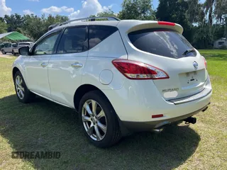 2014 Nissan Murano LE z VIN JN8AZ1MU3EW404562, wystawiony jako Copart lot #58057755 z przebiegiem 56 948 mil mil oraz Szkoda całkowita • Salvage title. Historia ofert i sprzedaży dostępna na DreamBid. Obrazek 3.
