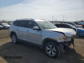 2018 Volkswagen Atlas SE z VIN 1V2LR2CA4JC520784, wystawiony jako Copart lot #47421325 z przebiegiem 170 018 mil mil oraz Szkoda całkowita • Salvage title. Historia ofert i sprzedaży dostępna na DreamBid. Obrazek 4.