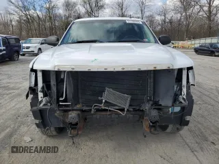 2013 GMC Sierra 1500 SLE with VIN 1GTR2VE74DZ347143, listed as a Copart auction lot 51798955 with 143,796 mi miles and Salvage Title. Bid and sale history available at DreamBid. Image 5.