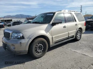 2004 Lincoln Navigator Luxury with VIN 5LMFU27R54LJ37138, listed as a Copart auction lot 84749134 with 98,577 mi miles and Salvage Title. Bid and sale history available at carsss.com. Image 1.