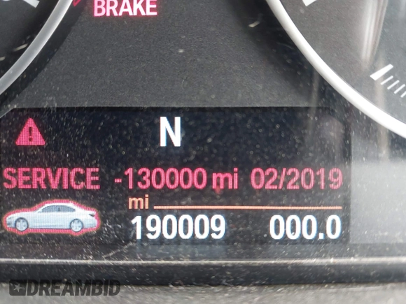 2014 BMW 3 Series 328i xDrive with VIN WBA3B3C58EJ982424, listed as a IAAI auction lot 42075568 with 190,009 mi miles. Bid and sale history available at carsss.com. Image 15.