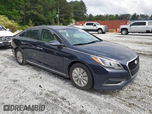2017 Hyundai Sonata Hybrid SE with VIN KMHE24L36HA068947, listed as a Copart auction lot 54398025 with 184,344 mi miles and Clean Title. Bid and sale history available at carsss.com. Image 4.