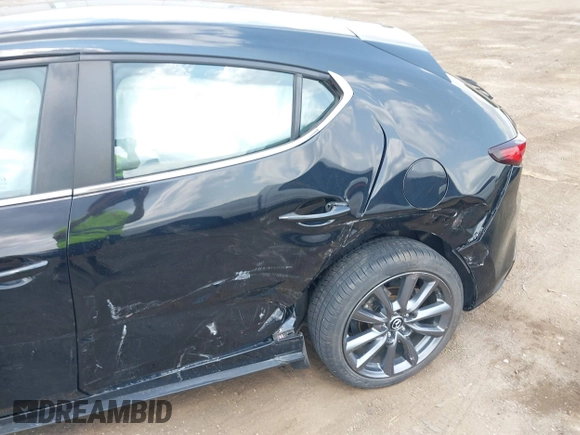 2021 Mazda 3 Select с VIN JM1BPAKL8M1313265, выставлен на аукционе IAAI как лот 39937954 с пробегом 77 446 миль миль и . История ставок и продаж доступна на DreamBid. Изображение 6.