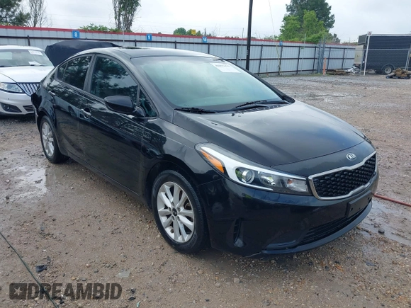 2017 Kia Forte LX with VIN 3KPFL4A79HE132178, listed as a IAAI auction lot 42091470 with 165,733 mi miles. Bid and sale history available at carsss.com. Image 1.