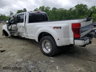 2022 Ford Super Duty F-450 DRW XL with VIN 1FT8W4DT9NED86425, listed as a Copart auction lot 54955994 with 19,767 mi miles and Salvage Title. Bid and sale history available at carsss.com. Image 2.