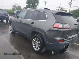 2019 Jeep Cherokee Latitude Plus with VIN 1C4PJMLB7KD195591, listed as a IAAI auction lot 42433607 with 58,370 mi miles and . Bid and sale history available at DreamBid. Image 3.