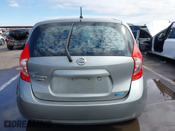 2014 Nissan Note S Plus z VIN 3N1CE2CP7EL423853, wystawiony jako IAAI lot #42402127 z przebiegiem 199 799 mil mil oraz . Historia ofert i sprzedaży dostępna na DreamBid. Obrazek 16.