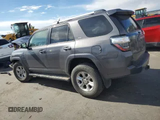 2019 Toyota 4Runner SR5 z VIN JTEBU5JRXK5693278, wystawiony jako Copart lot #54084045 z przebiegiem 73 622 mil mil oraz Szkoda całkowita • Salvage title. Historia ofert i sprzedaży dostępna na DreamBid. Obrazek 2.