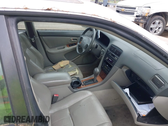 1998 Lexus ES 300 Luxury Sport Sdn with VIN JT8BF28G2W5023651, listed as a IAAI auction lot 42106837 with 245,107 mi miles. Bid and sale history available at carsss.com. Image 5.