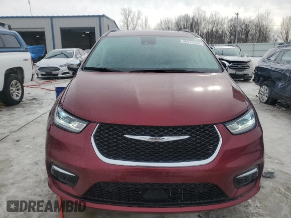 2023 Chrysler Pacifica Limited with VIN 2C4RC3GG5PR600273, listed as a Copart auction lot 46516335 with 34,057 mi miles and Non repairable. Bid and sale history available at DreamBid. Image 5.