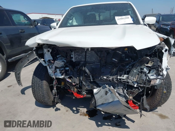 2024 Nissan Frontier PRO-4X with VIN 1N6ED1EKXRN651496, listed as a IAAI auction lot 41801908 with 7,058 mi miles. Bid and sale history available at carsss.com. Image 13.