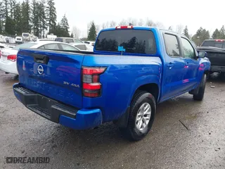 2024 Nissan Frontier PRO-4X with VIN 1N6ED1EK7RN642335, listed as a IAAI auction lot 41587972 with 3,076 mi miles. Bid and sale history available at carsss.com. Image 4.