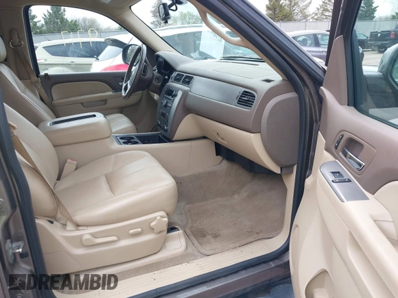 2013 Chevrolet Suburban LT with VIN 1GNSKJE70DR119447, listed as a IAAI auction lot 42169717 with 112,089 mi miles and . Bid and sale history available at DreamBid. Image 5.