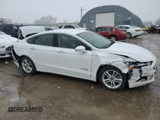 2018 Ford Fusion Hybrid SE with VIN 3FA6P0LU5JR172097, listed as a Copart auction lot 73451162 with 62,029 mi miles. Bid and sale history available at carsss.com. Image 4.
