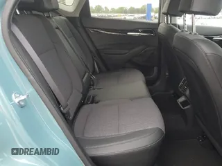 2024 Kia Seltos S z VIN KNDEU2AA2R7526583, wystawiony jako Copart lot #53225785 z przebiegiem 10 804 mil mil oraz Szkoda całkowita • Salvage title. Historia ofert i sprzedaży dostępna na DreamBid. Obrazek 11.