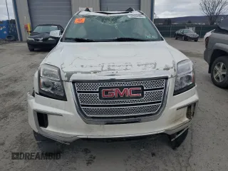2016 GMC Terrain Denali z VIN 2GKFLRE32G6146804, wystawiony jako Copart lot #52802405 z przebiegiem Nie podano mil oraz Szkoda całkowita • Salvage title. Historia ofert i sprzedaży dostępna na DreamBid. Obrazek 5.