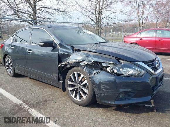 2016 Nissan Altima SR with VIN 1N4AL3AP3GC292783, listed as a IAAI auction lot 41876267 with 128,013 mi miles and . Bid and sale history available at carsss.com. Image 6.