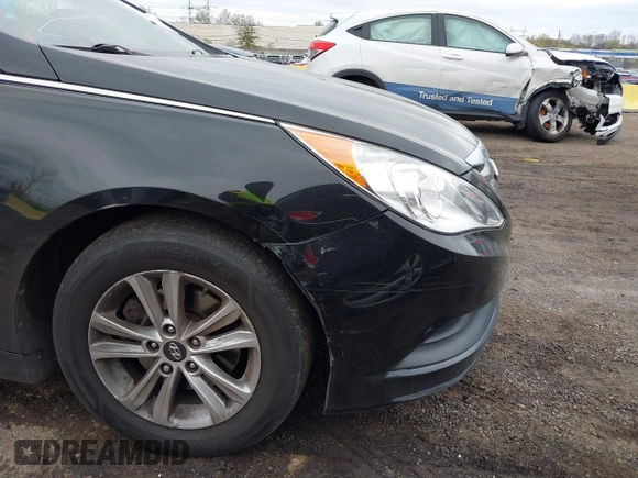 2014 Hyundai Sonata GLS with VIN 5NPEB4AC4EH892344, listed as a IAAI auction lot 42092885 with 78,079 mi miles and . Bid and sale history available at carsss.com. Image 6.