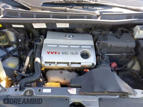 2005 Toyota Sienna XLE with VIN 5TDBA22C05S052824, listed as a IAAI auction lot 42158121 with 189,330 mi miles. Bid and sale history available at carsss.com. Image 10.