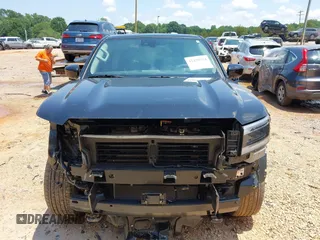 2024 Nissan Frontier Pro-4X with VIN 1N6ED1EK3RN604083, listed as a IAAI auction lot 42479714 with 5,187 mi miles and . Bid and sale history available at DreamBid. Image 12.