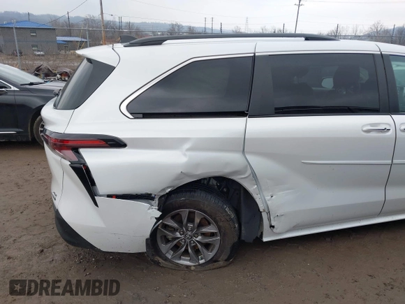2023 Toyota Sienna XLE с VIN 5TDJRKEC7PS157721, выставлен на аукционе IAAI как лот 41687181 с пробегом 30 351 миль миль и . История ставок и продаж доступна на DreamBid. Изображение 6.