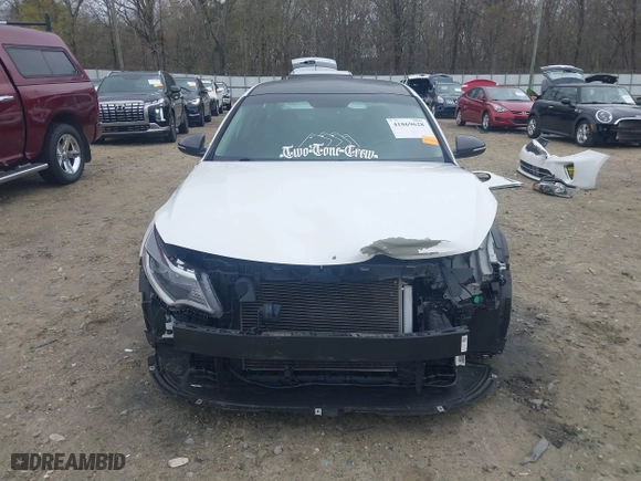 2018 Kia Optima S with VIN 5XXGT4L32JG241187, listed as a IAAI auction lot 41869628 with 88,038 mi miles. Bid and sale history available at carsss.com. Image 13.