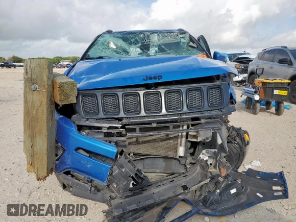 2019 Jeep Compass Latitude с VIN 3C4NJDBB4KT761614, выставлен на аукционе Copart как лот 60567995 с пробегом Не указан миль и Списание • Salvage title. История ставок и продаж доступна на DreamBid. Изображение 5.