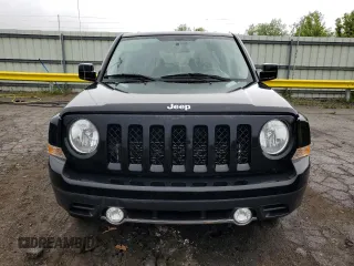 2017 Jeep Patriot High Altitude with VIN 1C4NJPFA9HD136630, listed as a Copart auction lot 58822605 with 112,936 mi miles and Clean title. Bid and sale history available at DreamBid. Image 5.