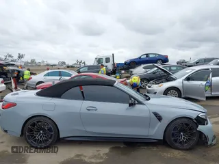 2022 BMW M4 Competition xDrive с VIN WBS33BA01NCJ58456, выставлен на аукционе IAAI как лот 42057802 с пробегом 50 846 миль миль и . История ставок и продаж доступна на DreamBid. Изображение 13.