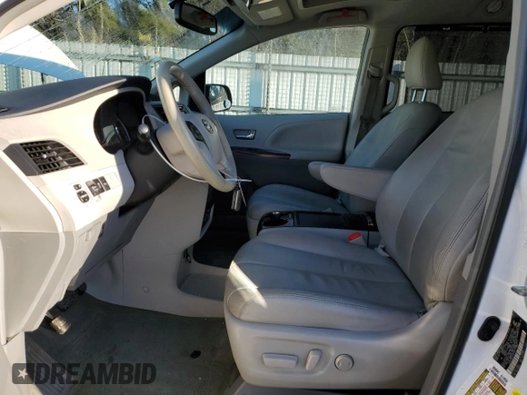 2014 Toyota Sienna Limited with VIN 5TDDK3DC1ES073142, listed as a Copart auction lot 45492525 with 157,827 mi miles and Salvage Title. Bid and sale history available at DreamBid. Image 7.