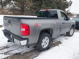 2012 Chevrolet Silverado 1500 LT with VIN 1GCNKSE07CZ300090, listed as a IAAI auction lot 41329121 with 125,658 mi miles. Bid and sale history available at carsss.com. Image 4.