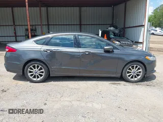 2017 Ford Fusion SE with VIN 3FA6P0HD7HR297945, listed as a IAAI auction lot 42015135 with 136,774 mi miles. Bid and sale history available at carsss.com. Image 13.