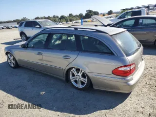 2006 Mercedes-Benz E 500 with VIN WDBUH83J96X194071, listed as a Copart auction lot 71035284 with 121,818 mi miles and Salvage Title. Bid and sale history available at carsss.com. Image 2.