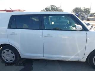 2014 Scion xB z VIN JTLZE4FE0EJ048932, wystawiony jako IAAI lot #41992285 z przebiegiem 129 567 mil mil oraz . Historia ofert i sprzedaży dostępna na DreamBid. Obrazek 13.