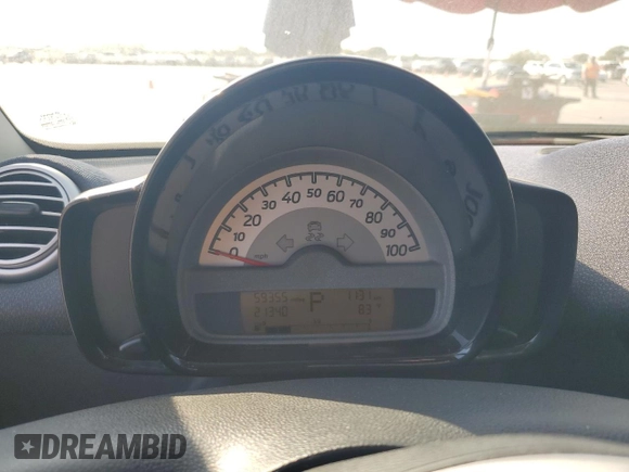 2012 Smart fortwo Pure z VIN WMEEJ3BA5CK540092, wystawiony jako Copart lot #75701964 z przebiegiem 59 355 mil mil oraz Szkody całkowita. Historia ofert i sprzedaży dostępna na DreamBid. Obrazek 9.